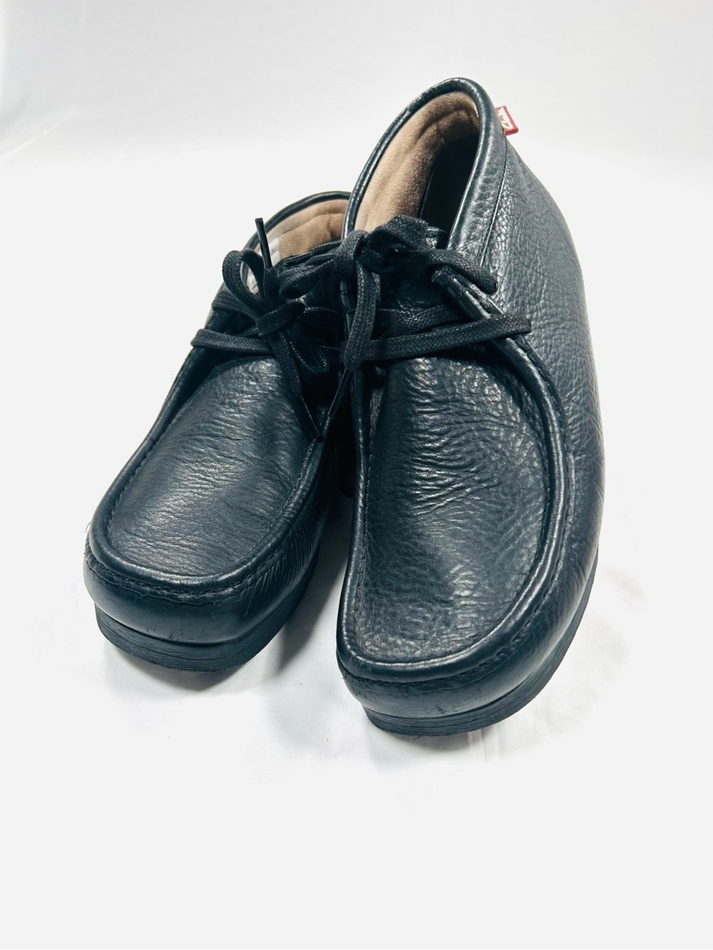 Clark’s Wallaston Men’s Leather Chukka Boots Wallabee-style